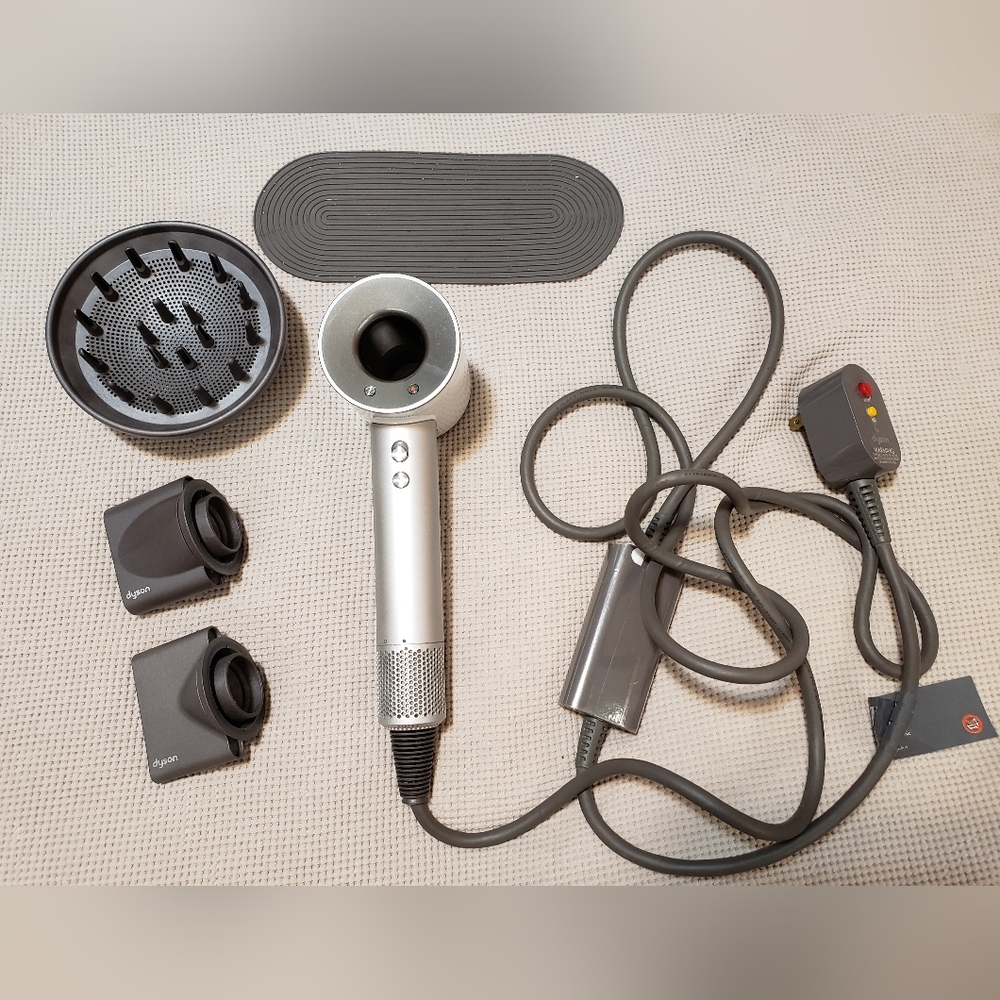 Dyson Supersonic Hair Dryer White/Silver